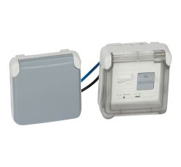 PLX55 ZÁS. 2P+T 30MA PR.CH. ŠE  *069567 Legrand