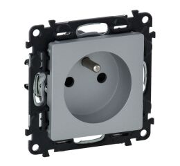 Valena LIFE zásuvka 2-násobná 2P+T s clon.a autom.svork.barva hliník *753380 Legrand