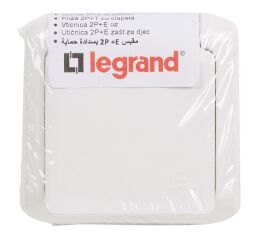 FORIX BÍLÁ ZÁSUVKA 2P+T  *782375 Legrand