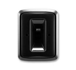 Tango 3425A-0344 N spínač trojpólový s krytem a instalační krabicí se sponou barva černá *ABB