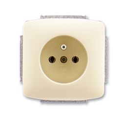 Tango 5518A-A2349 C zásuvka jednonásobná s ochranným kolíkem barva slonová kost *ABB
