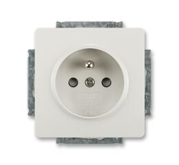 Swing® 5518G-A02359 S1zásuvka jednonásobná s ochranným kolíkem, s clonkami barva světle šedá *ABB