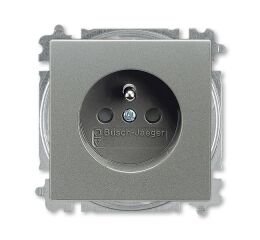 Solo® 5519B-A02357803 zásuvka jednonásobná s ochr. kolíkem a clonkami, bezšroub. svorky barva metalická šedá ABB