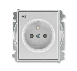 Time® 5589E-A02357 08 zásuvka s přepěťovou ochranou, s akustickou signalizací poruchy barva titanová ABB