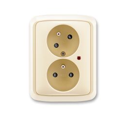 Tango 5593A-C02357 C zásuvka dvojnásobná s natoč. dutinou, s přep. ochr., s optickou sig.barva slonová kost *ABB