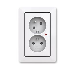 Zoni® 5593T-C02357 500 zásuvka dvojnásobná, s clonkami, s natočenou dutinou, s ochranou před přepětím barva bílá ABB