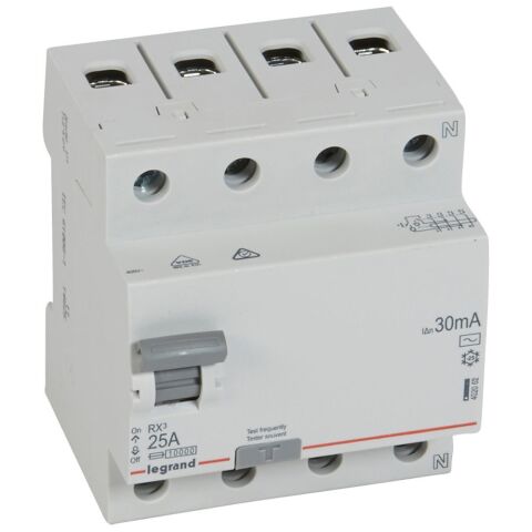 RX3 CHRÁN. 4P 25A 30MA AC  *402062 Legrand