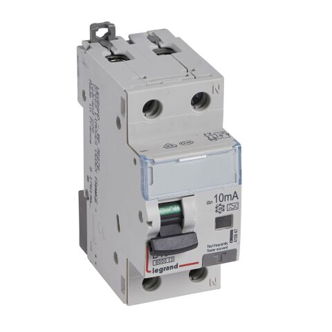 DX3 KOMB. 1+N B16 10MA A 6KA  *410947 Legrand