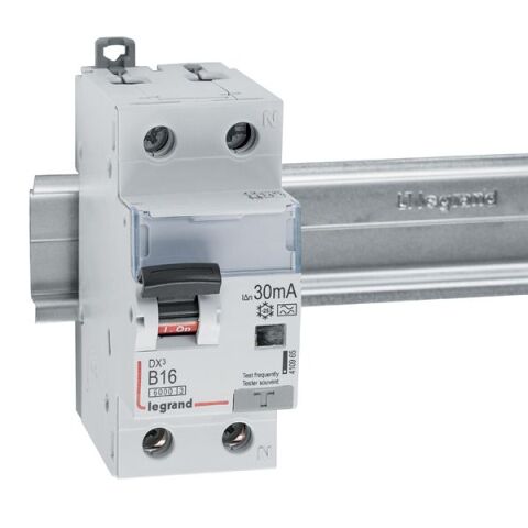 DX3 KOMB. 1+N B16 30MA A 6KA  *410965 Legrand