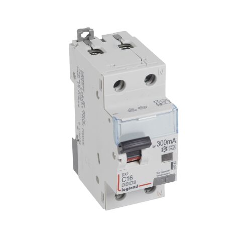 DX3 KOMB. 1+N C16 300MA A 6KA  *411083 Legrand