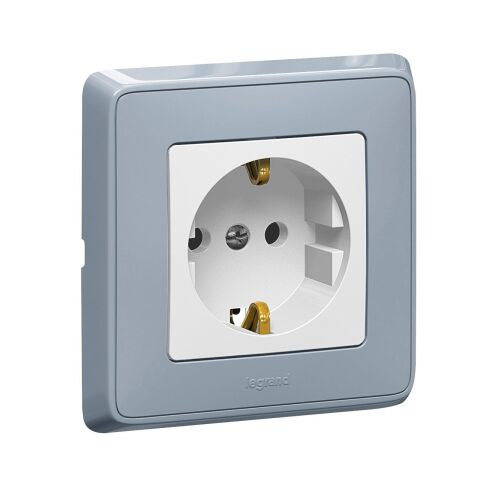 CA BÍLÁ ZÁSUVKA 2P+T SCHUKO  *773820 Legrand