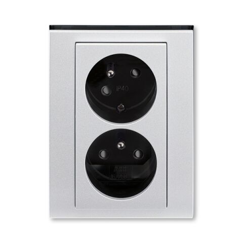 Levit®M 5513H-C02357 70 zásuvka dvojnásobná s ochr. kolíky, s clonkami, s natočenou dutinou barva titanová / kouřová černá ABB