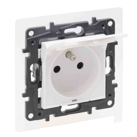 Niloé™ Step  zásuvka 2P+T IP44 bílá  *863136 Legrand